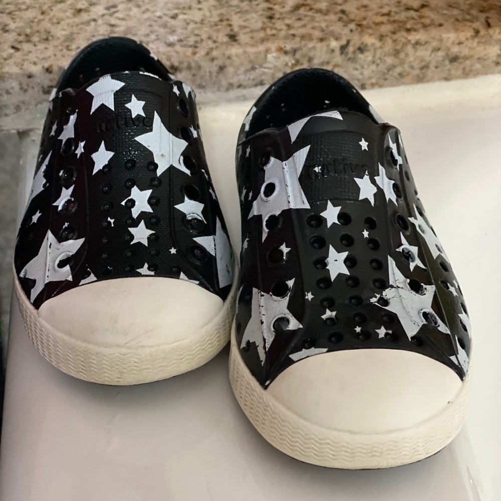 Native toddler shoes